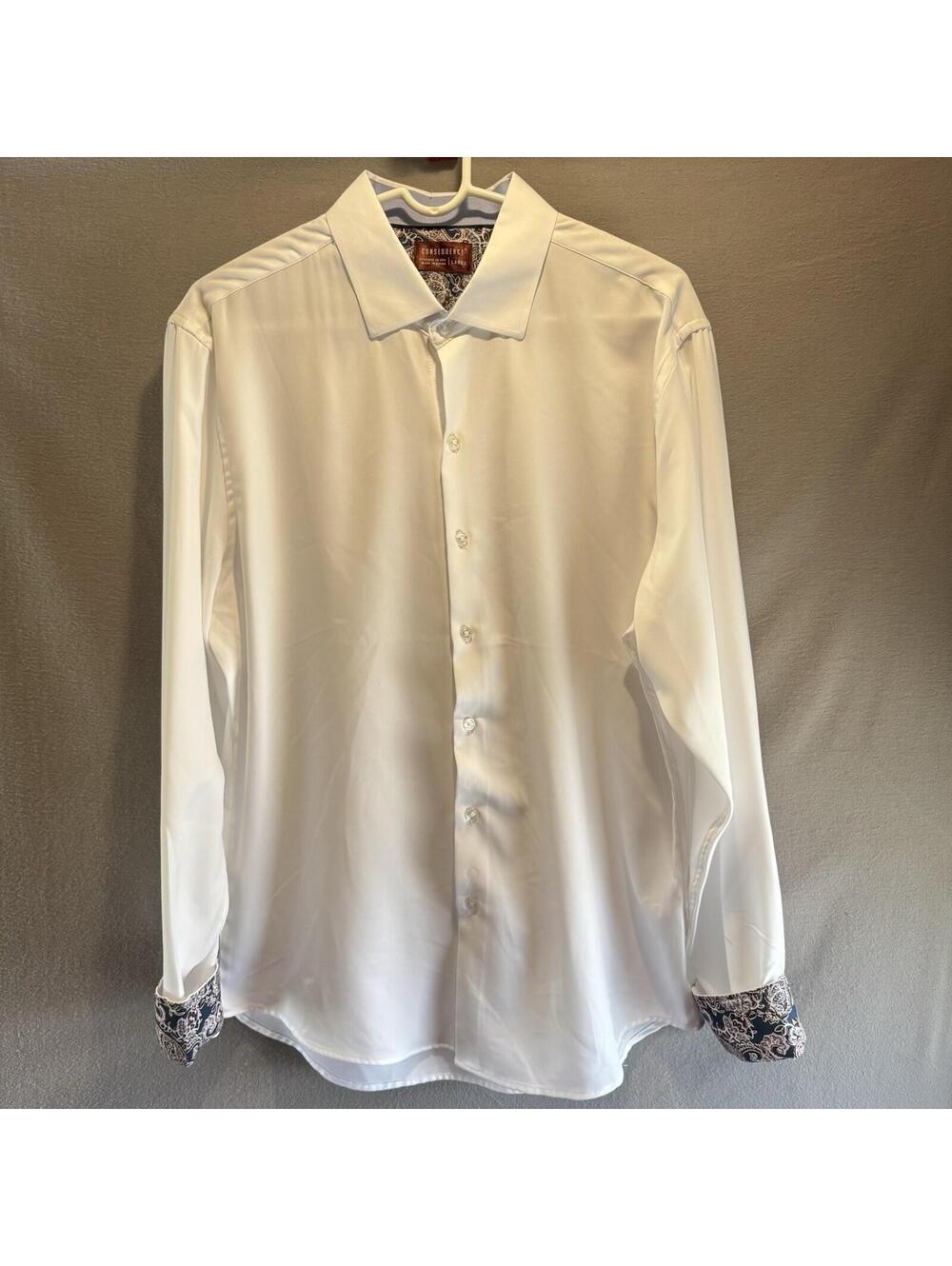 Consequence Dress Shirt Mens Large White Paisley Trim Button Up Long Sleeve